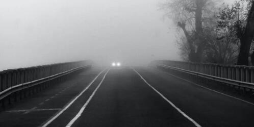 蘇州道路劃線分析，新手司機駕車必備的幾種&ldquo;車燈語言&rdquo;，你懂嗎？